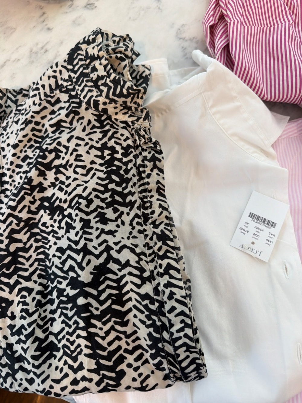 Set of 10 Women’s JCrew Button Downs - size XS/0-2 - Picture 2 of 6